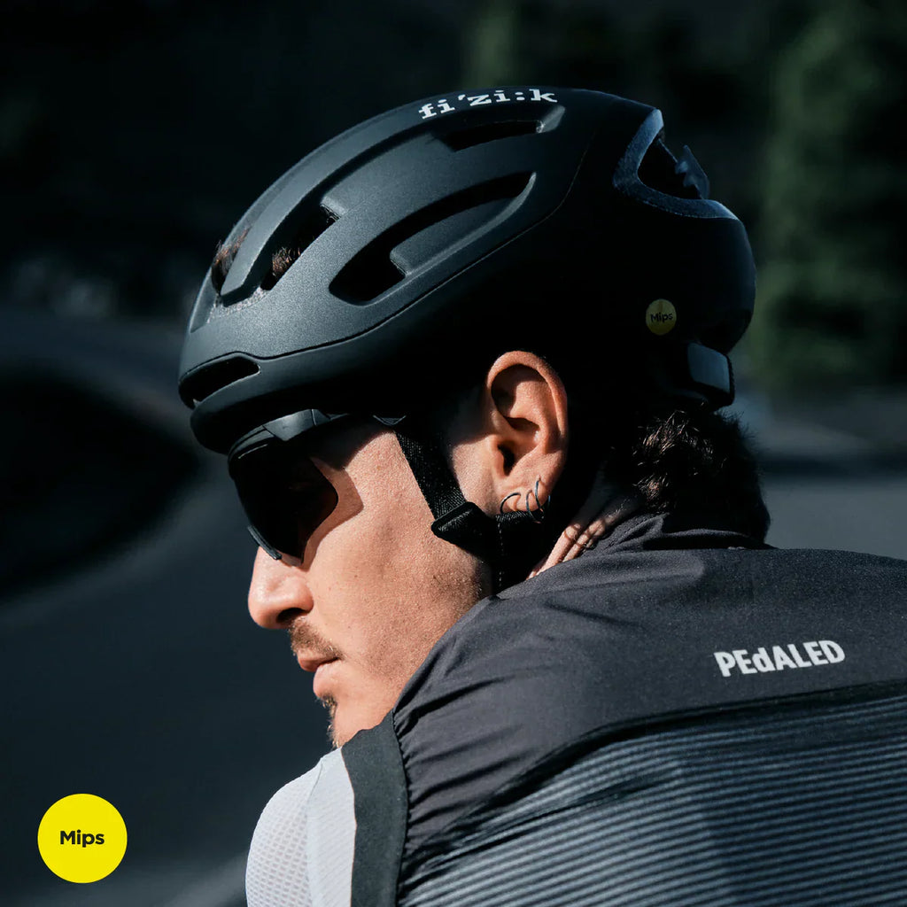 Fizik Kyros helmet - Black